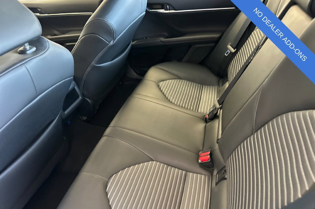 Used 2024 Toyota Camry SE FWD image 13