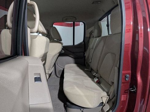 Used 2015 Nissan Frontier SV w/ SV Value Truck Package image 20