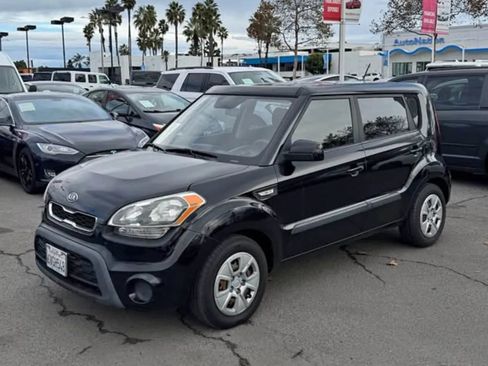 Used 2012 Kia Soul image 2