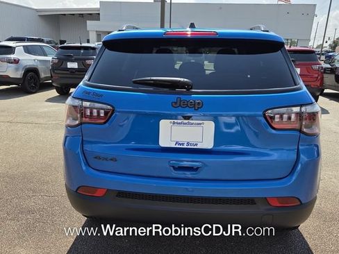 New 2026 Jeep Compass Latitude AWD/4WD image 10