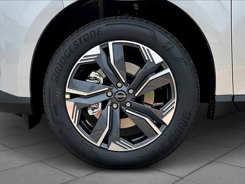 New 2025 Nissan Murano SL image 9