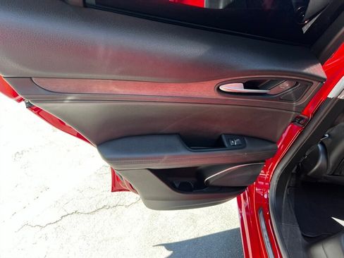Used 2020 Alfa Romeo Stelvio Ti w/ Active Blind Spot Package AWD/4WD image 23