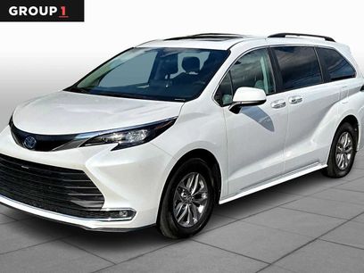 Used 2024 Toyota Sienna XLE