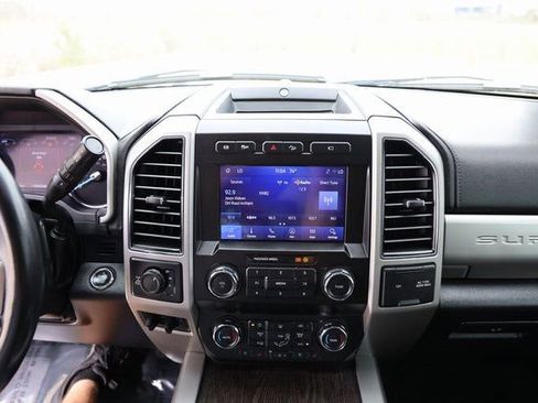 Used 2021 Ford F250 Lariat w/ Lariat Ultimate Package image 18