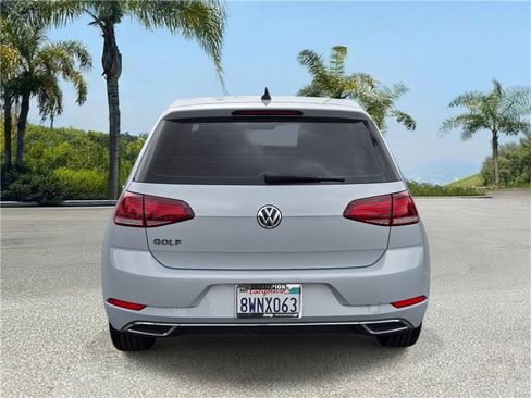 Used 2021 Volkswagen Golf 4-Door FWD image 5