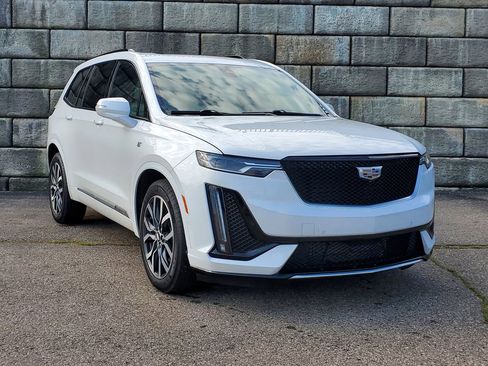 Used 2021 Cadillac XT6 Sport image 8