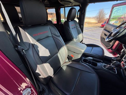 Used 2022 Jeep Wrangler Unlimited Rubicon w/ Xtreme Recon 35" Tire Package image 46