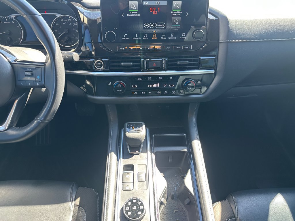 Used 2022 Nissan Pathfinder SL AWD/4WD image 3
