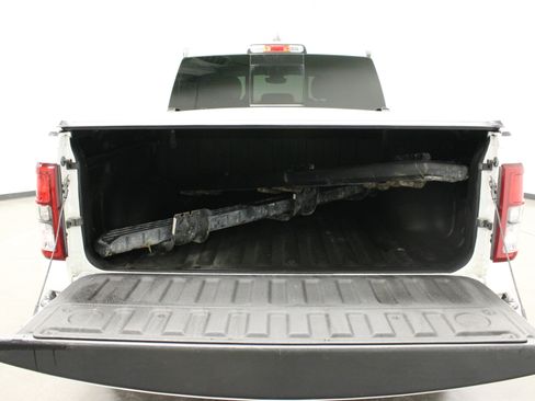 Used 2021 RAM 1500 Big Horn image 26