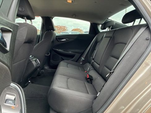 Used 2023 Chevrolet Malibu LT image 21
