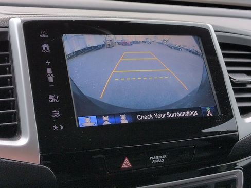 Used 2017 Honda Pilot Elite image 15