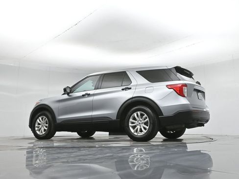 Certified 2021 Ford Explorer 2WD image 55