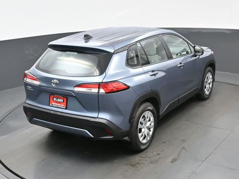 Used 2024 Toyota Corolla Cross L image 38