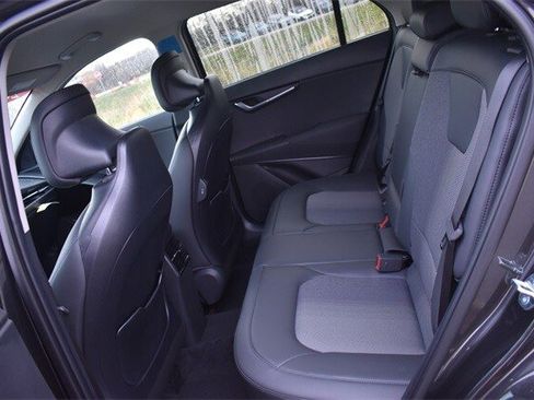 New 2026 Kia Niro EX image 17