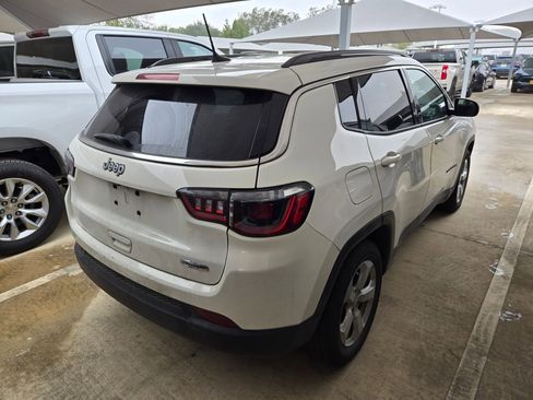 Used 2021 Jeep Compass Latitude w/ Convenience Group image 4