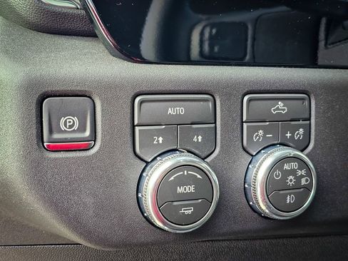 New 2026 GMC Sierra 1500 Elevation AWD/4WD image 14