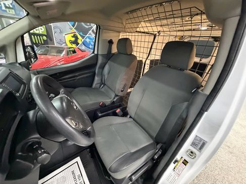 Used 2021 Nissan NV200 S w/ Back Door Glass Package FWD image 11