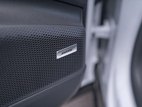 New 2026 Porsche Macan 4 Electric image 11