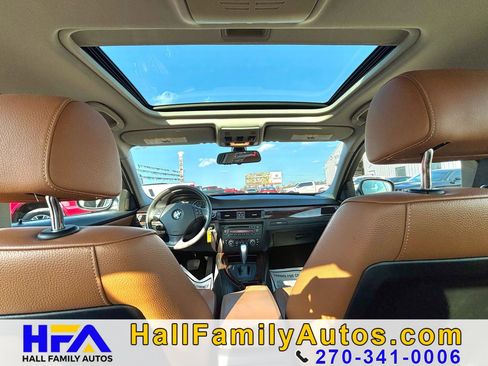 Used 2011 BMW 328i Sedan RWD image 26