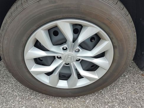 Used 2024 Honda CR-V LX image 28