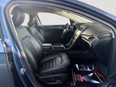 Used 2018 Ford Fusion Energi SE FWD image 20