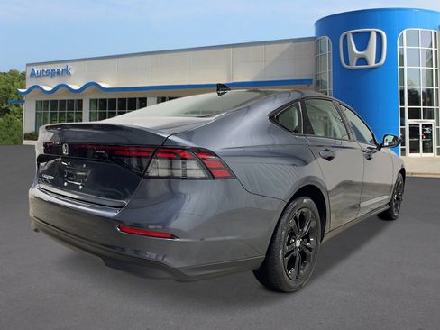 New 2025 Honda Accord SE image 6