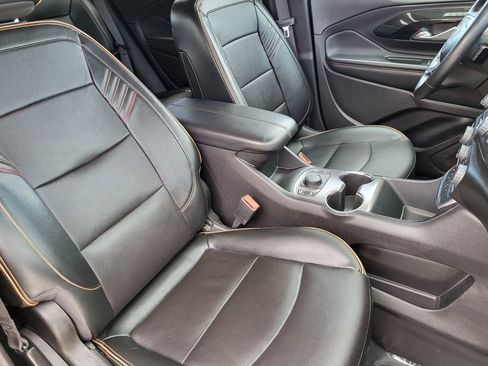 Used 2023 GMC Terrain AT4 AWD/4WD image 5