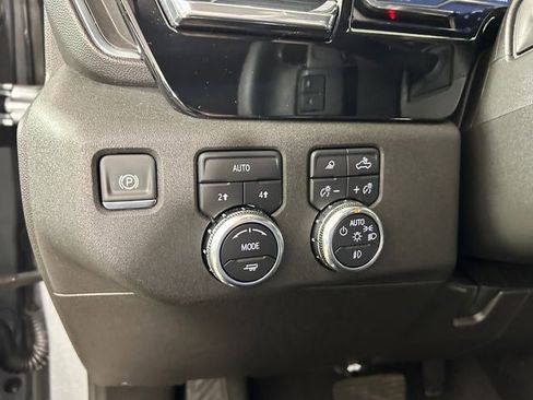 Used 2025 GMC Sierra 1500 Elevation w/ Elevation Premium Package AWD/4WD image 20