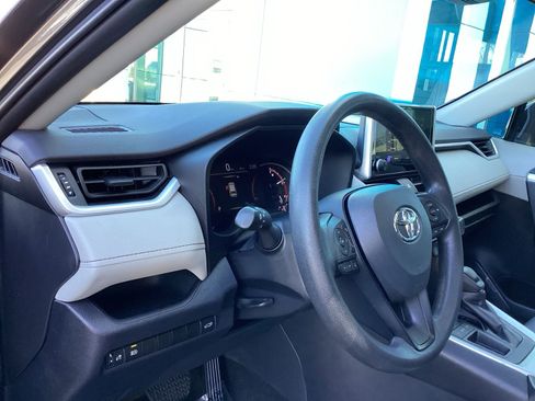 Used 2023 Toyota RAV4 XLE w/ Convenience Package image 10