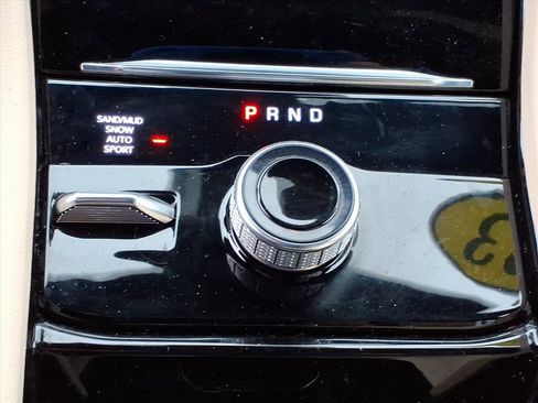 Certified 2023 Jeep Grand Cherokee Limited image 13