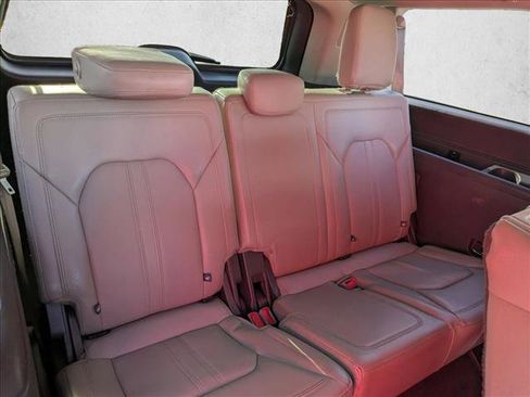 Used 2020 Ford Expedition Max Limited image 21