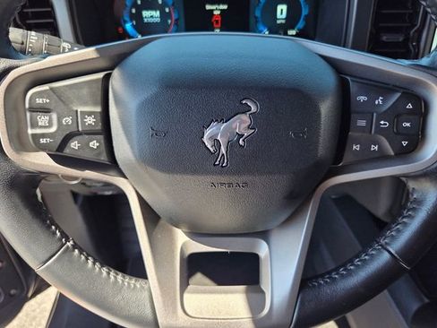 Used 2025 Ford Bronco Big Bend image 28