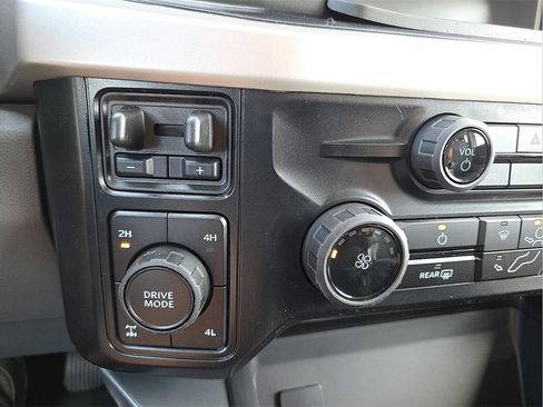 New 2026 Ford F250 XLT w/ FX4 Off-Road Package image 17