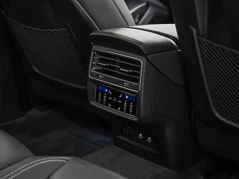 New 2026 Audi Q8 Premium Plus AWD/4WD image 18