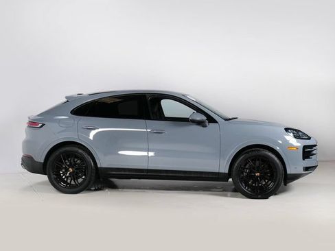 Certified 2026 Porsche Cayenne Coupe AWD/4WD image 8