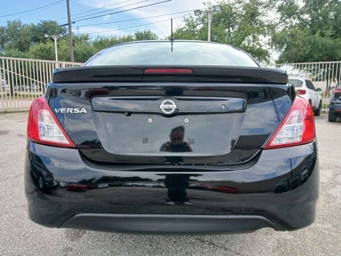 Used 2019 Nissan Versa S Plus FWD image 6