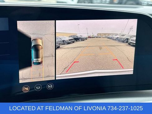 Used 2024 Cadillac Lyriq Luxury image 15