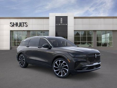 New 2026 Lincoln Nautilus Black Label image 7