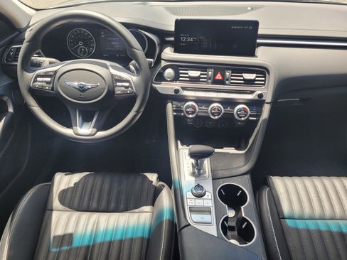 Used 2022 Genesis G70 2.0T w/ Prestige Package image 13