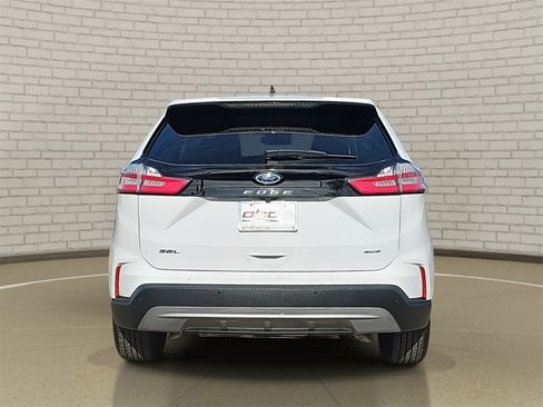 Used 2024 Ford Edge SEL image 6