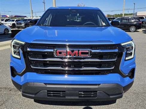 New 2026 GMC Terrain Elevation w/ LPO, Floor Liner Package image 17