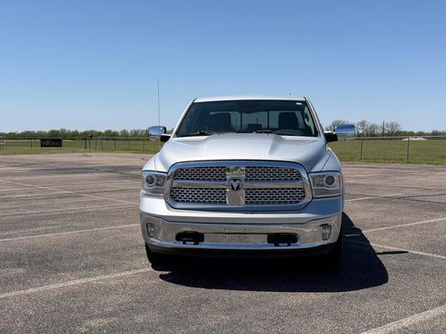 Used 2014 RAM 1500 Laramie RWD image 12