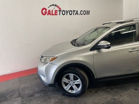 Used 2014 Toyota RAV4 XLE image 3