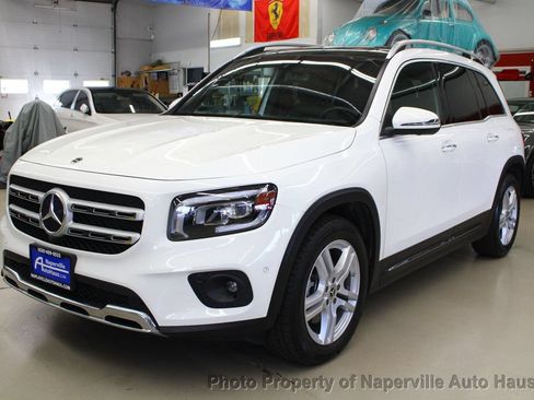 Used 2021 Mercedes-Benz GLB 250 4MATIC image 2
