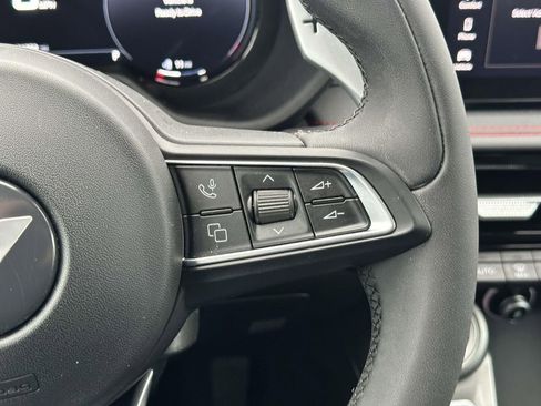 Certified 2024 Dodge Hornet R/T w/ R/T Blacktop Package image 47