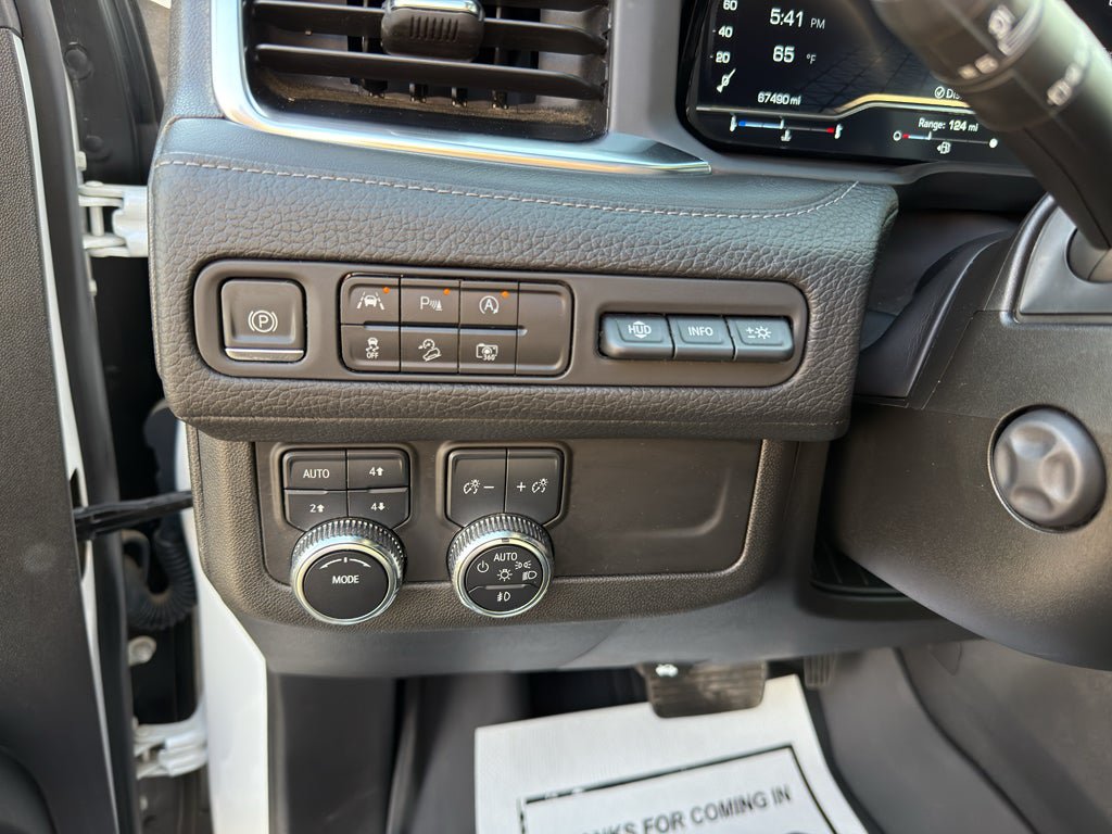 Used 2023 GMC Yukon Denali AWD/4WD image 20