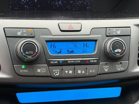 Used 2012 Honda Odyssey Touring image 21