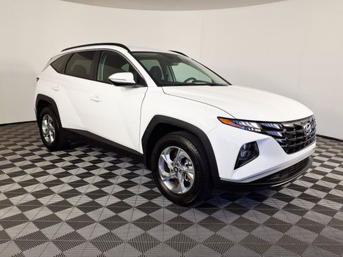 Certified 2023 Hyundai Tucson SEL AWD/4WD image 3