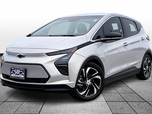 Used 2023 Chevrolet Bolt LT w/ Infotainment Package image 2