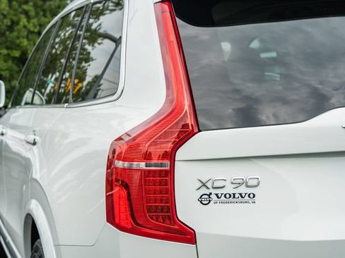 Used 2021 Volvo XC90 T6 Inscription w/ Protection Package Premier AWD/4WD image 7